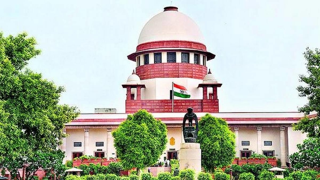 Put Farm Laws on ‘Hold’ or We will Intervene, warns Chief Justice to the Govt