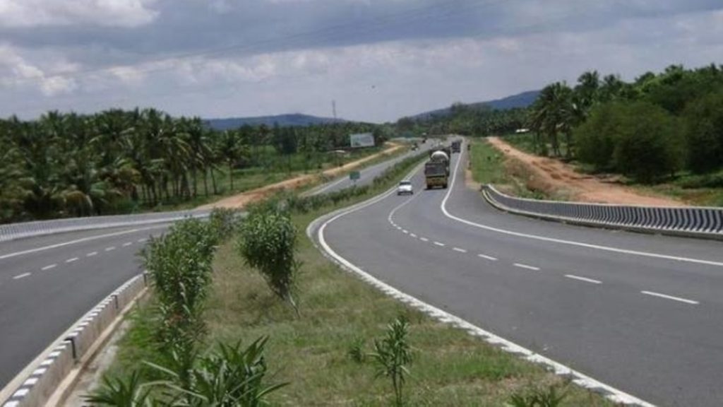 Over 600 Wayside Amenities along National Highways to develop by NHAI