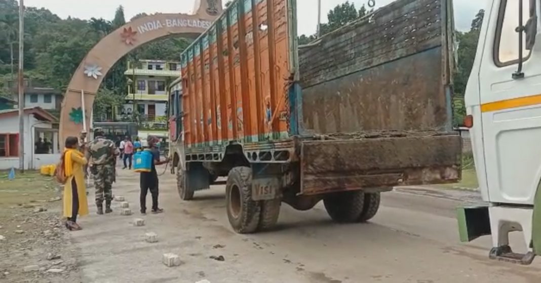 COVID-ko warachakna gita Dawki simao truck garirangko rongtalatsoa
