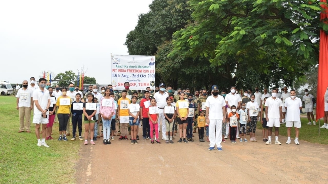 Women, children enthusiastically participate in Fit India Run at Tura