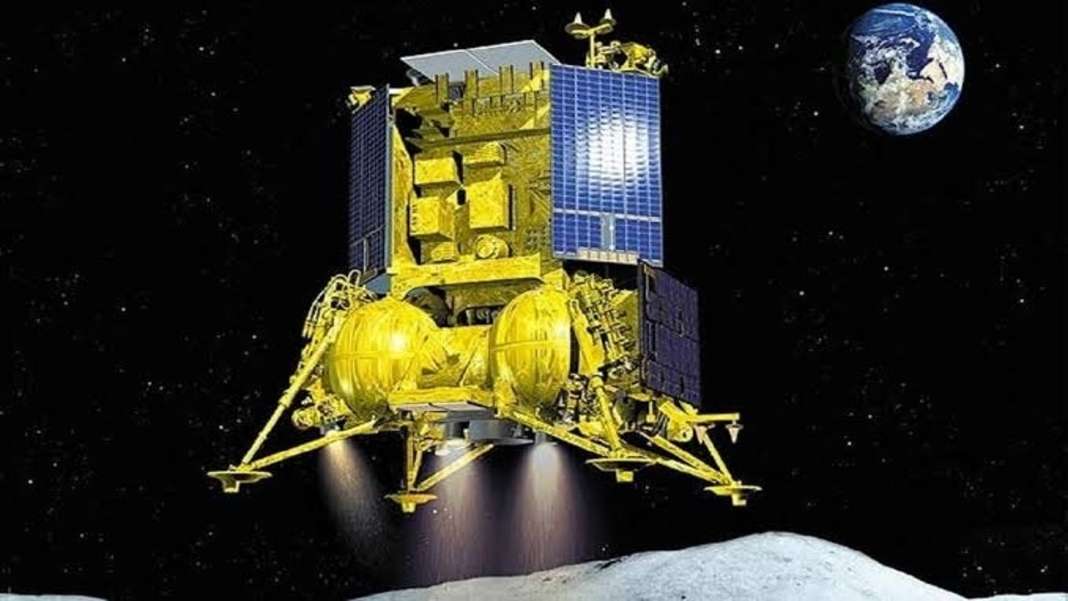 BREAKING: Russia's Luna-25 spacecraft crashes into the moon