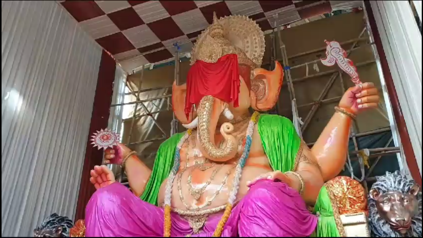 Ganesh Chaturthi 2023: Lord Ganesha's 30-feet-tall idol installed in ...