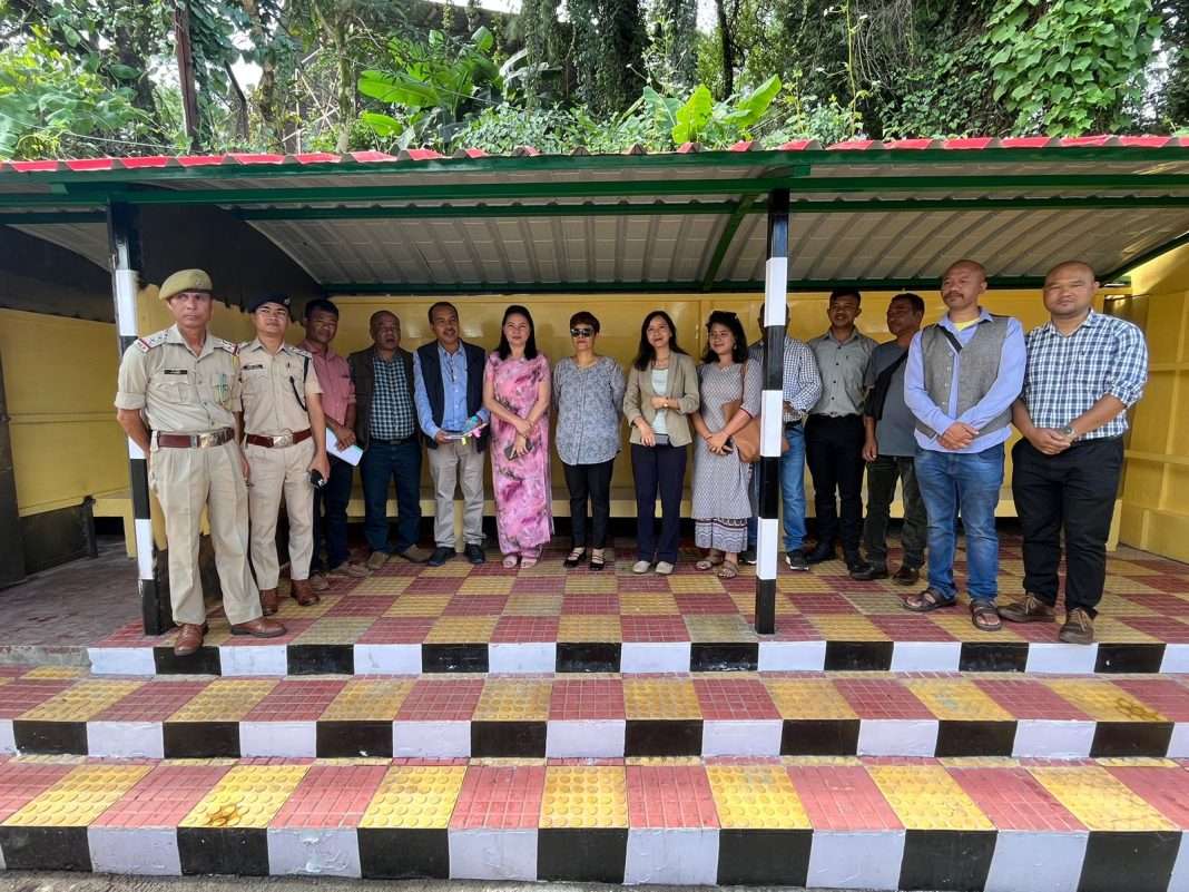 Ampareen inspects STEMS Bus Shed at Malki Point