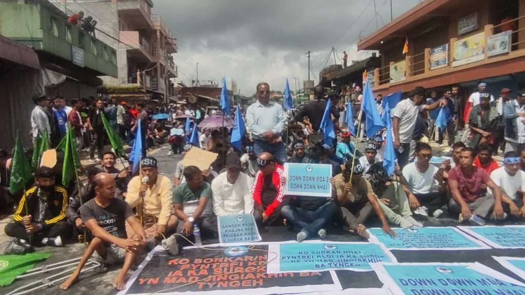 KSU, other organisations stage protests demanding repair of NH6