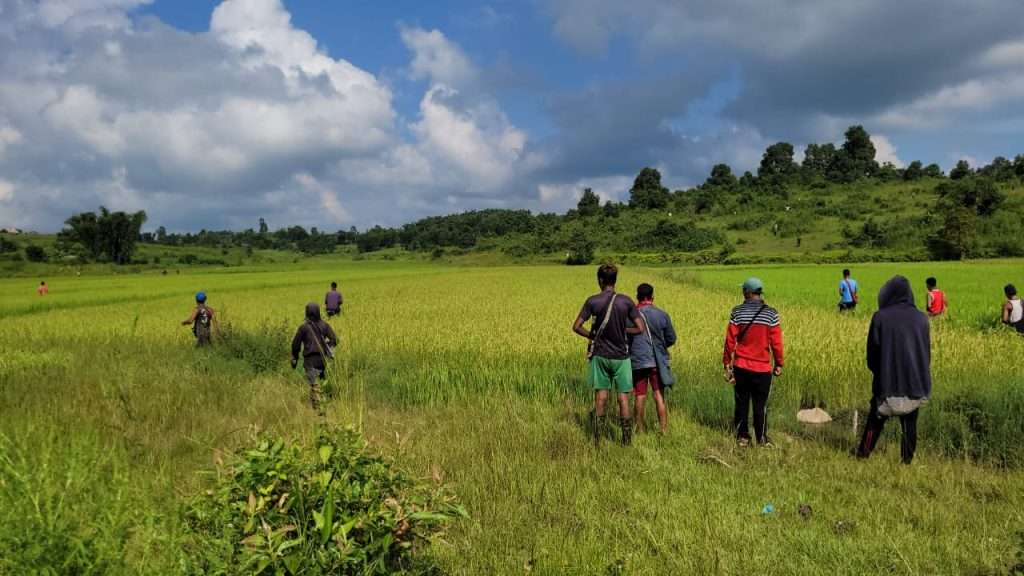 Lapangap village turns into warzone as communities from Assam and Meghalaya clash for 2nd day 