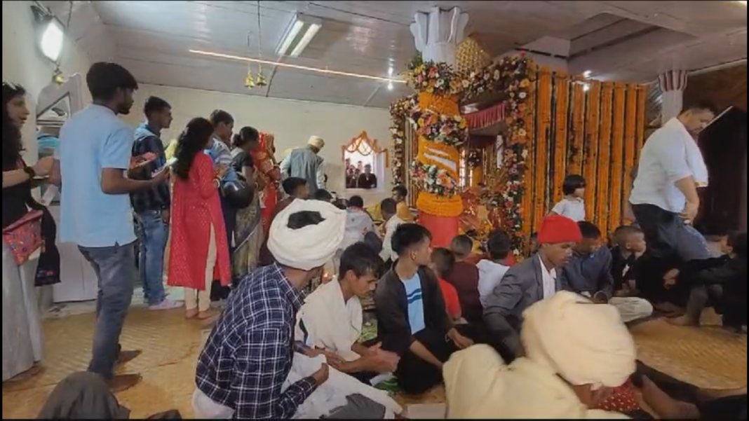 Sak ritcha Hindu-rang, Nartiang Durga Temple-ona re·ange olakkitoka