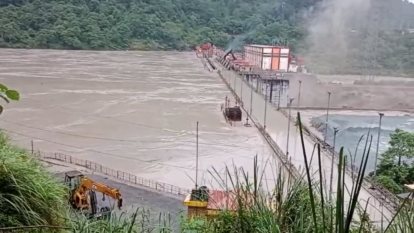 Cloudburst In Sikkim: Dam in Chungthang damaged, residents asked to move to higher altitude areas; Top Points