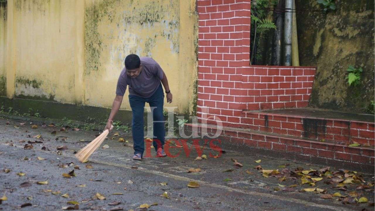 Photo Story: Gandhi Jayanti 2023: WGH DC office organises cleaning drive at their office compound