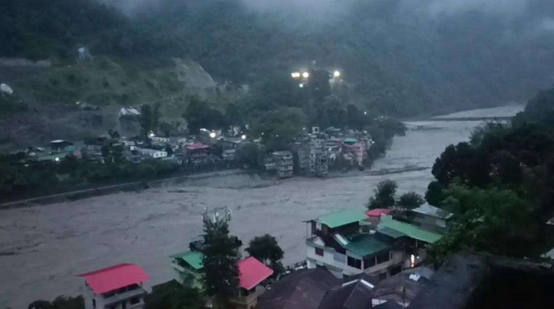 Breaking News: High Alert in North & East Sikkim as River Teesta's Water Level Abnormally Rises