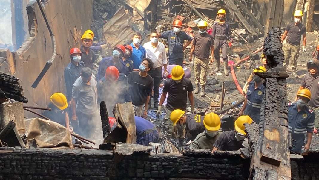 Police Bazar Building Fire Update: Fire Service constable rushed to  hospital, 1 dead; firefighting operations underway