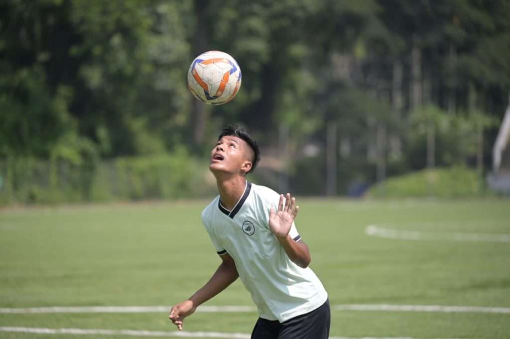 15-year-old Garo boy signs  three-year contract with Hyderabad FC