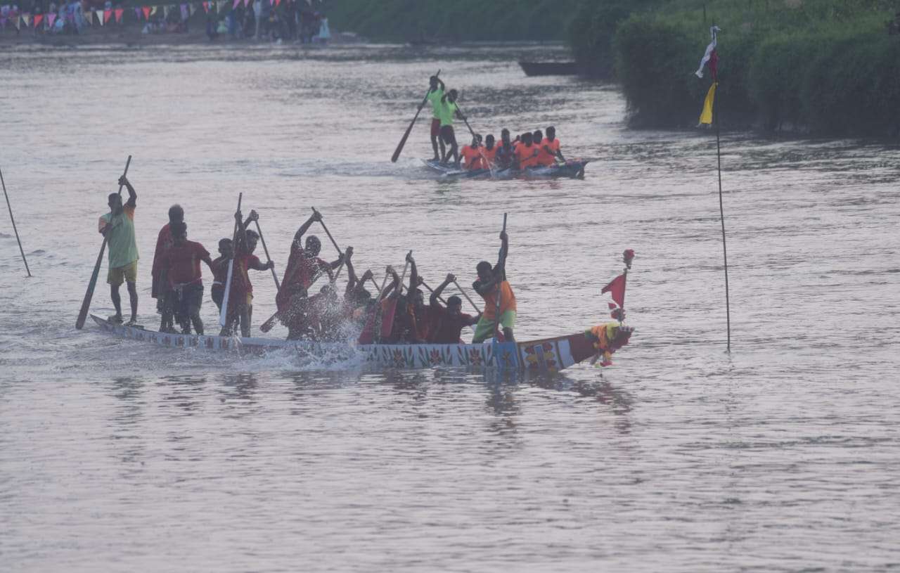 Assam: Kulsi area celebrates Golden Jubilee of traditional boat race at Kulsi Riverbank