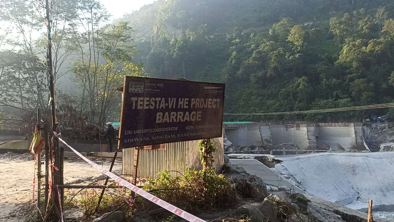Sikkim: Teesta Stage 6 dam barrage deck slab open as 'temporary bridge'