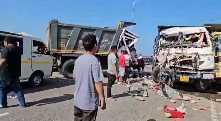 Assam: One dead, several injured in accident on Bogibeel Bridge in Dibrugarh