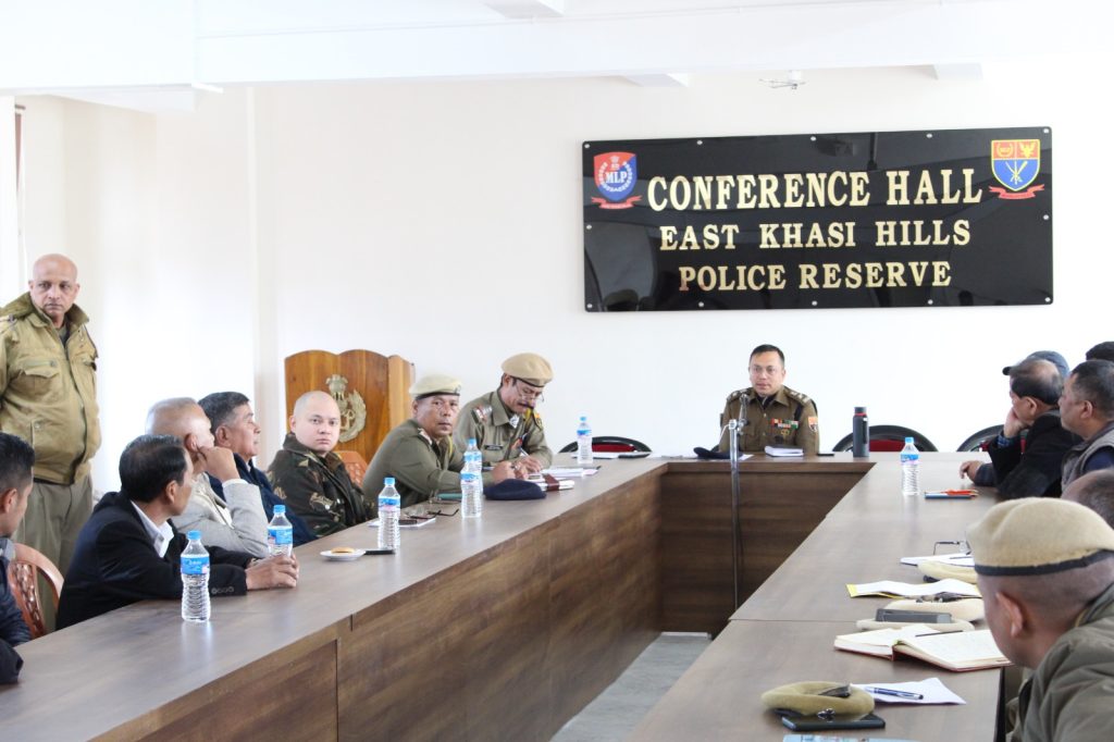 Heads of localities, police unite against illicit activities around graveyard, forest areas in Lawmali; warn of strict action 