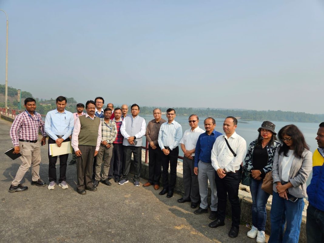 Mondal visits hydro power plant in West Bengal to gain insights towards augmenting power infra in M’laya