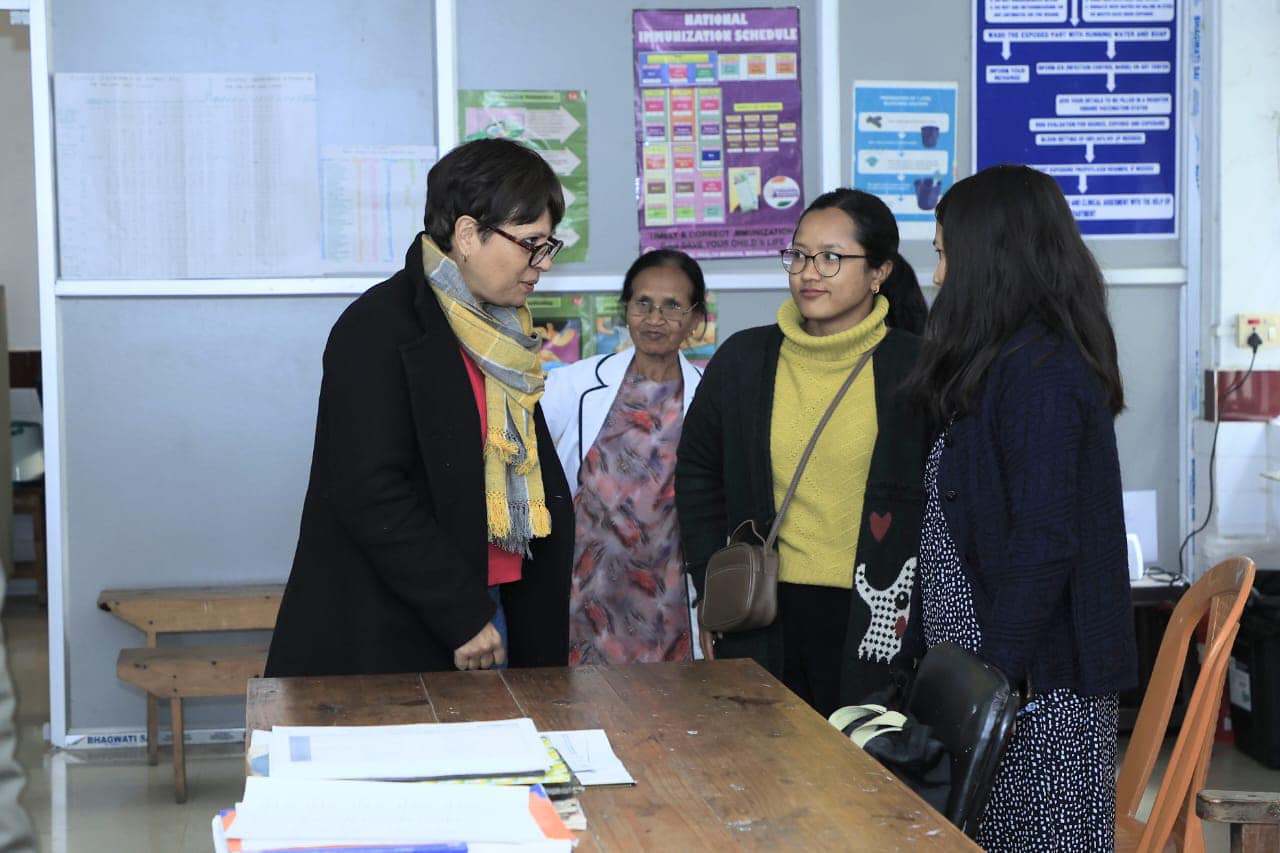 Ampareen's visit to Riangdo Health Centre: Emphasises safe deliveries and correct supervision for mothers