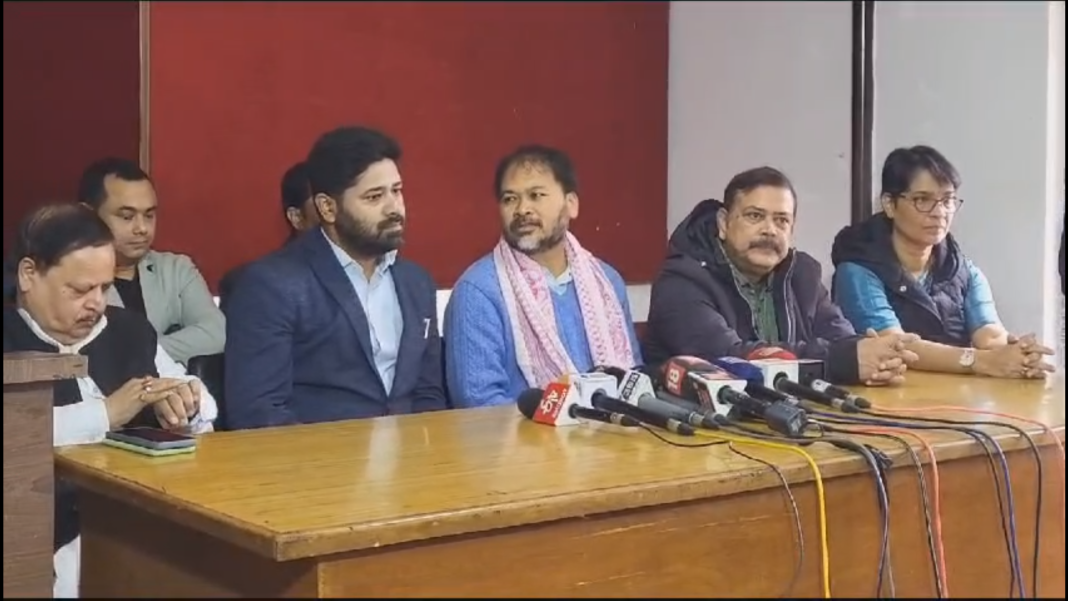 CM Himanta Biswa Sarma, kamtangoniko watgalchina ine Assam Opposition-ni Join Forum dabia