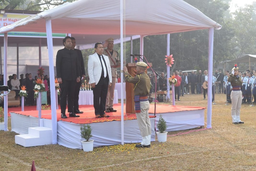 Dy. Chief Minister Sniawbhalang Dhar unfurls National Flag at the 75th Republic Day in Resubelpara