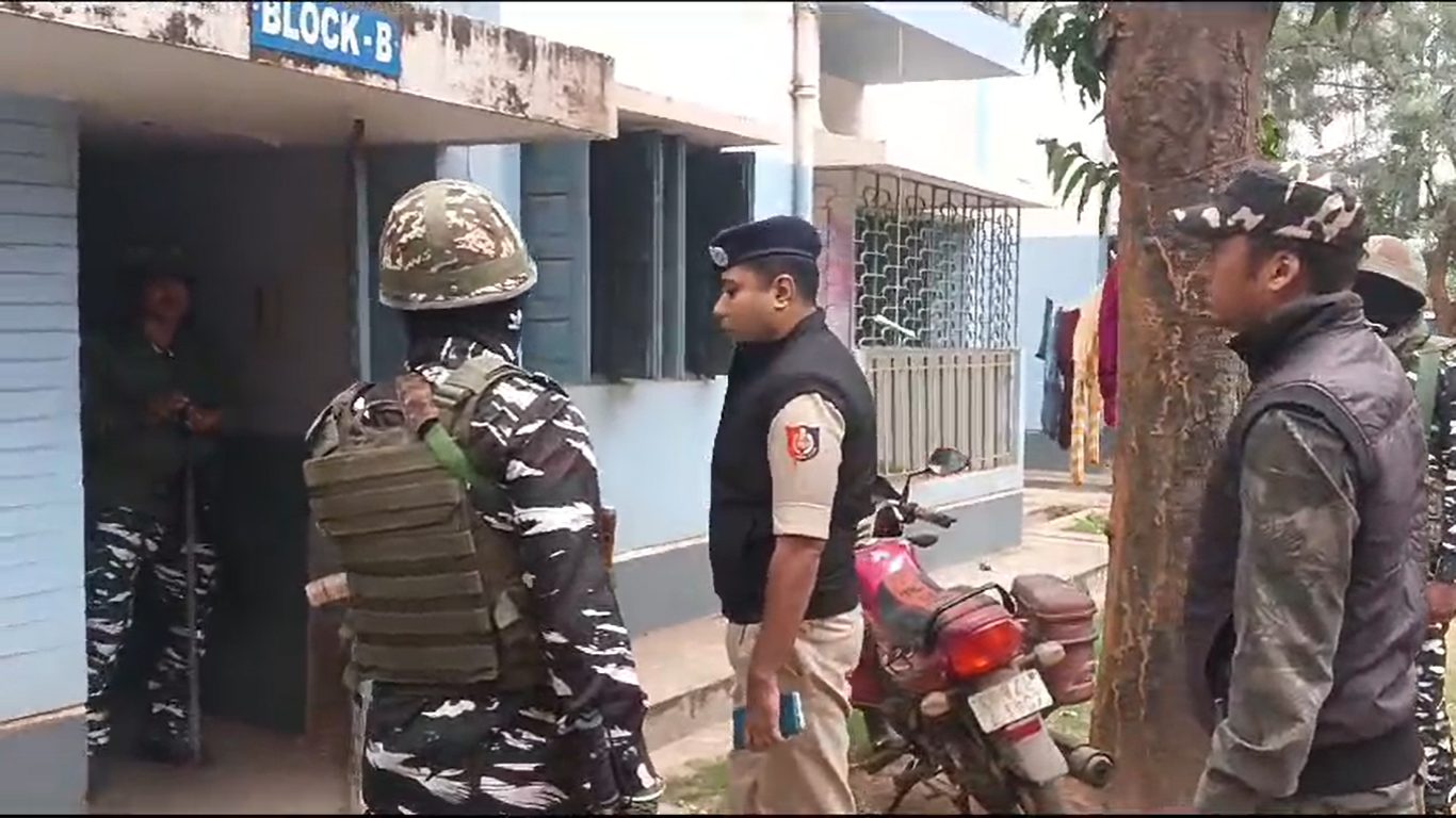 ED conducts raids on homes of block-level civil servant officers across West Bengal districts