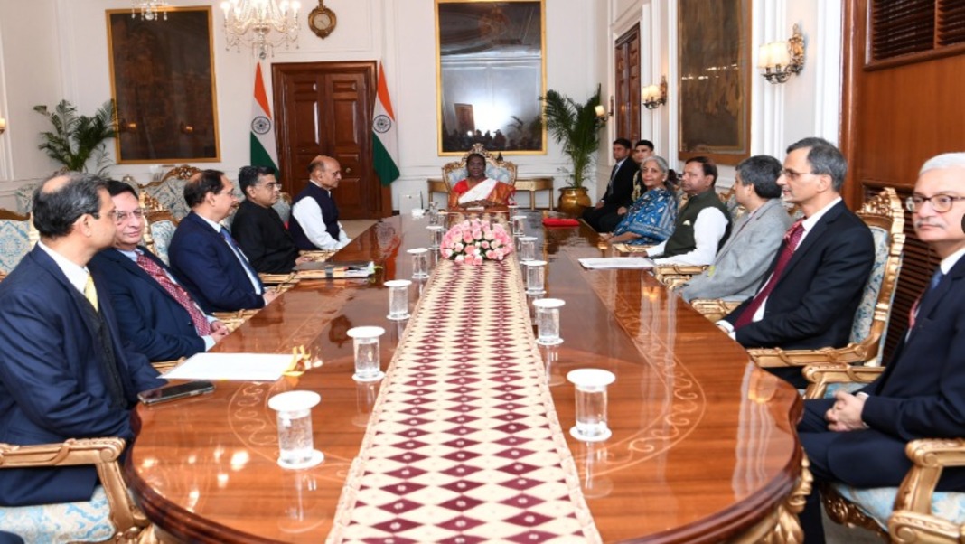 In Pics: Sitharaman and team's pre-Budget courtesy call to President Murmu at Rashtrapati Bhavan