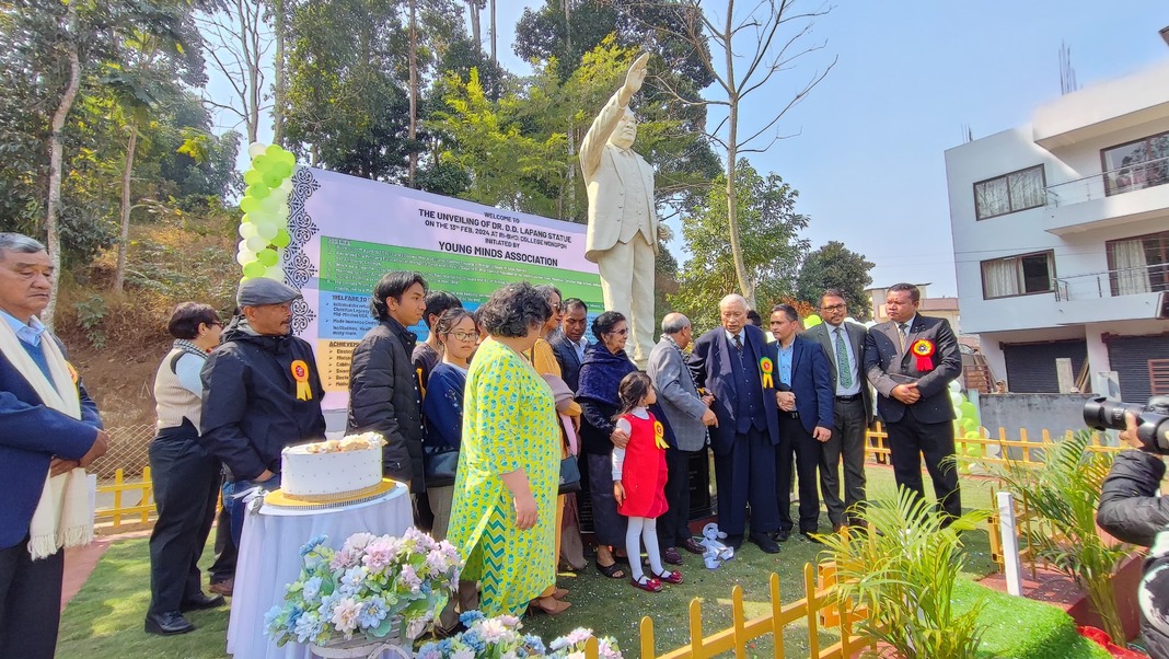 Ri-Bhoi honour former CM Lapang with life size statue