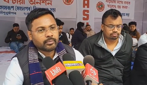 All Assam Students Union's 13-hour hunger strike statewide against Assam Govt's rejection