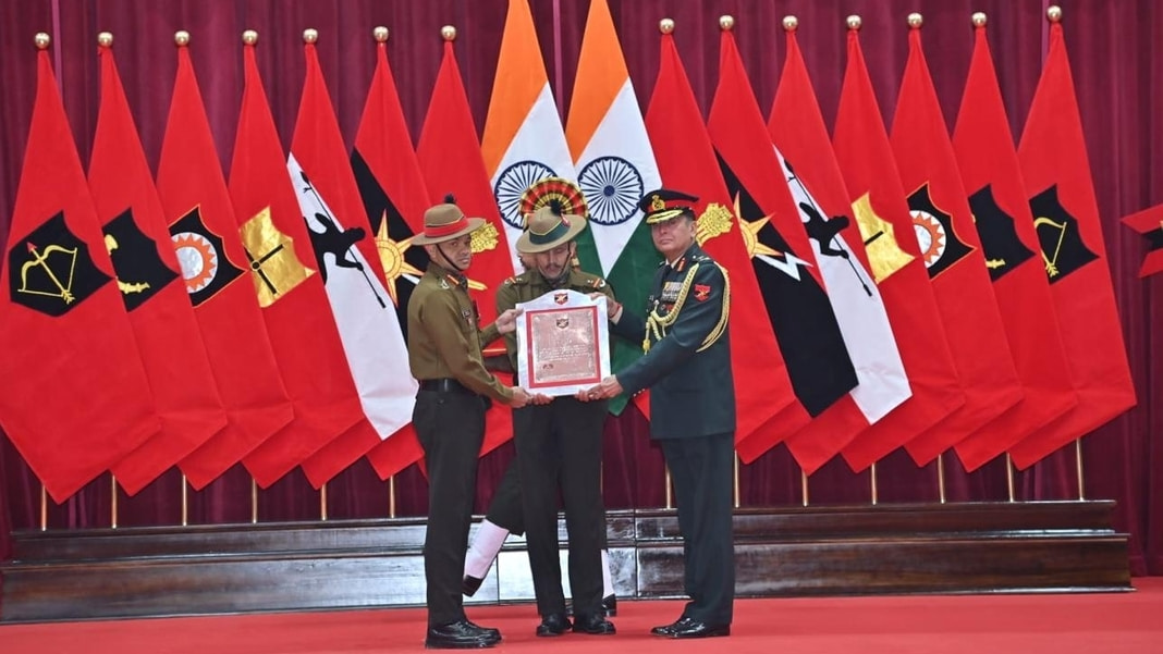 Indian Armyni South Western Command Investiture Ceremonyko ong·ata