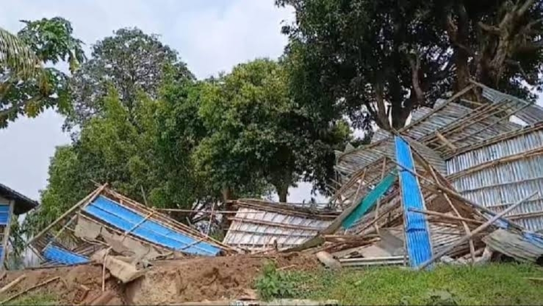 2 dead, 800 houses damaged in Nor’westers storm in Tripura