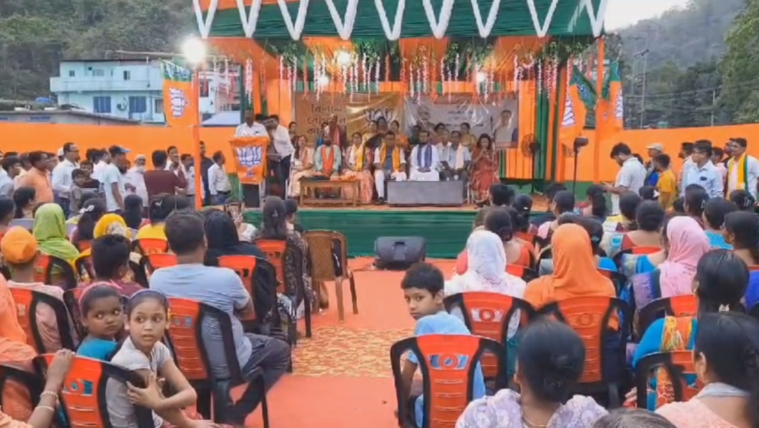 Campaigning underway in full swing for third phase of Lok Sabha elections in Guwahati 