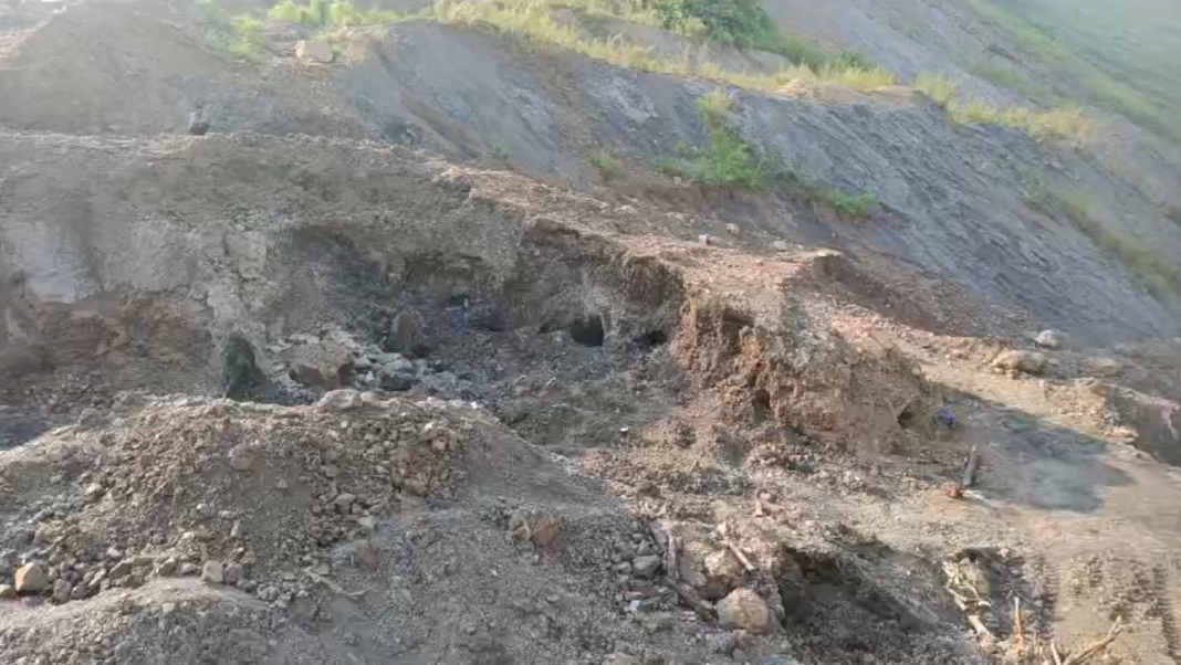 Three coal miners, two from Meghalaya, one from Nepal trapped inside illegal rat hole mine in Patkai hills