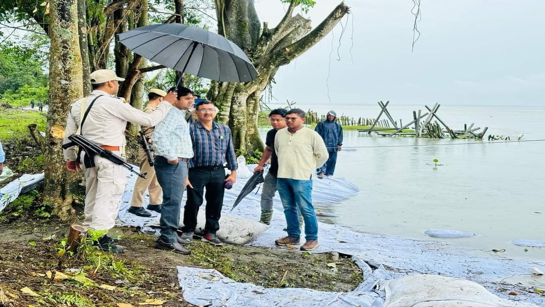 Massive erosion posing serious threat to Ring Bund in Dibrugarh, Assam