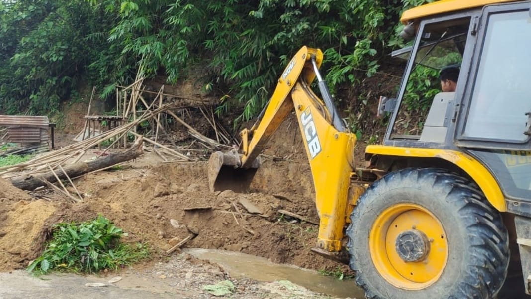 Heavy rainfall triggers landslides in South Garo Hills, Admin swiftly restores key roads