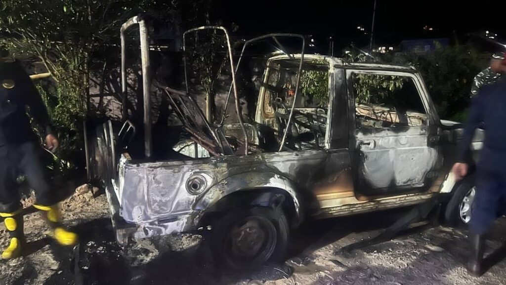 Govt vehicle set ablaze by unknown miscreants in Nongmynsong, Probe on