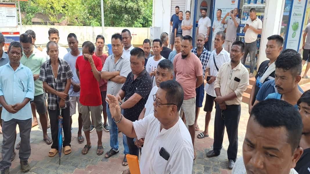 Purakasia residents protest power outages, demand action from MeECL