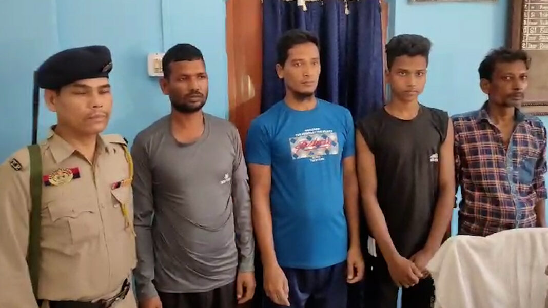 Tripura: Despite heavy security, 4 Bangladeshis manage to sneak into India