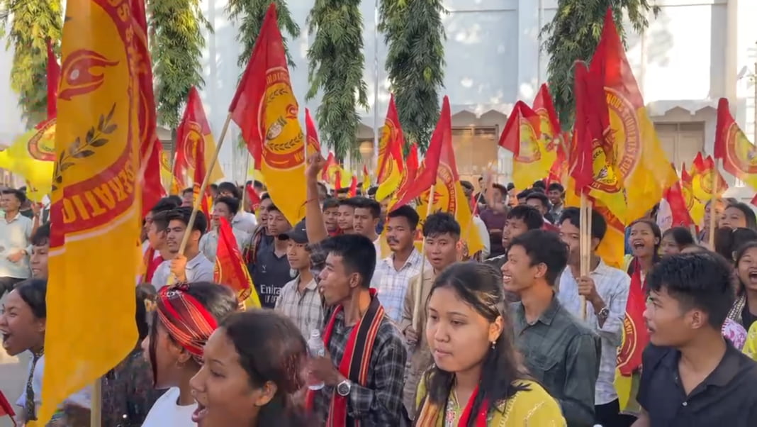 Tripura: Twipra students' federation blocks protests plan to privatize Pushpabanta Palace, conversion into 5-Star hotel