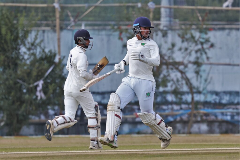 Cooch Behar Trophy: Meghalaya resist to take game into Day 4 but Delhi close to victory