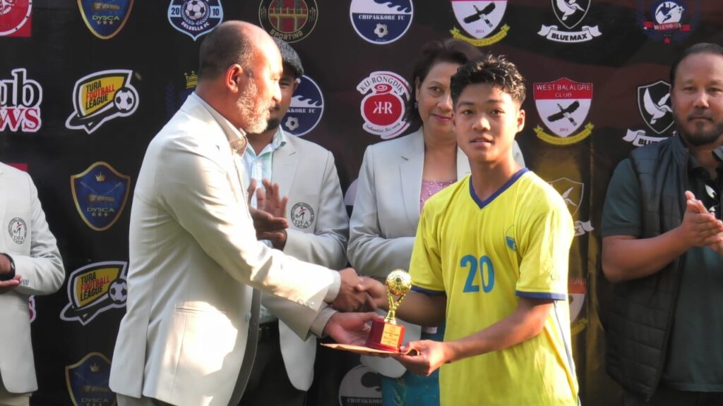 Top Scorer - Larsingbirth B Marak of Chipakkore FC.