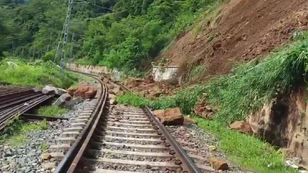 Fresh landslide snaps Lumding–Badarpur rail link again, multiple trains affected