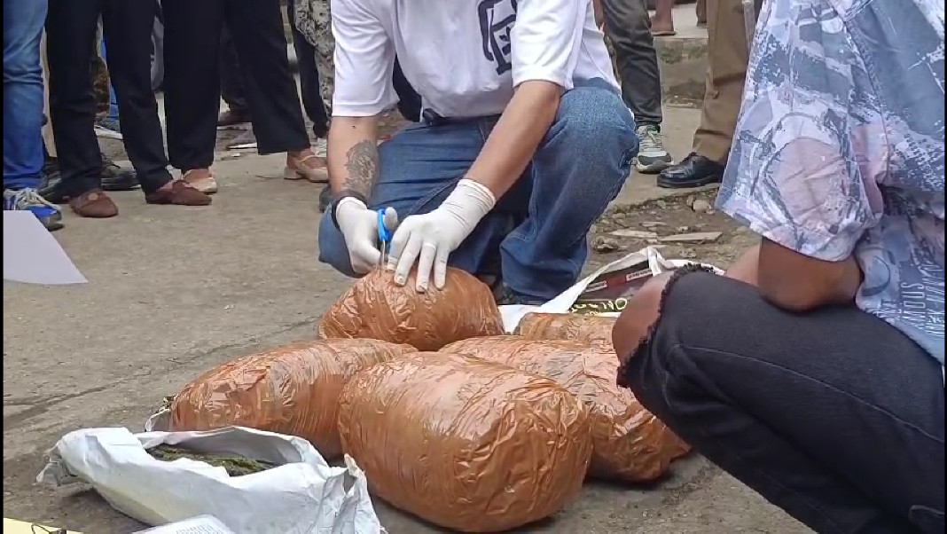 Suspicious Bag at Polo Bazar Leads to Drug Seizure; One Detained