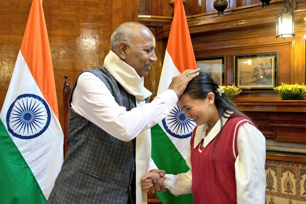 Everest Climber Rifiness Warjri meets Meghalaya Governor