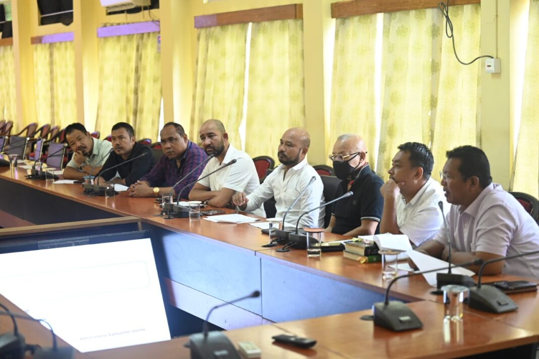 GHADC, State subcommittee hold first talks on 44-month salary crisis