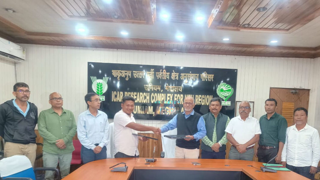ICAR adopts Nongspung A as Northeast India’s first model poultry cluster village