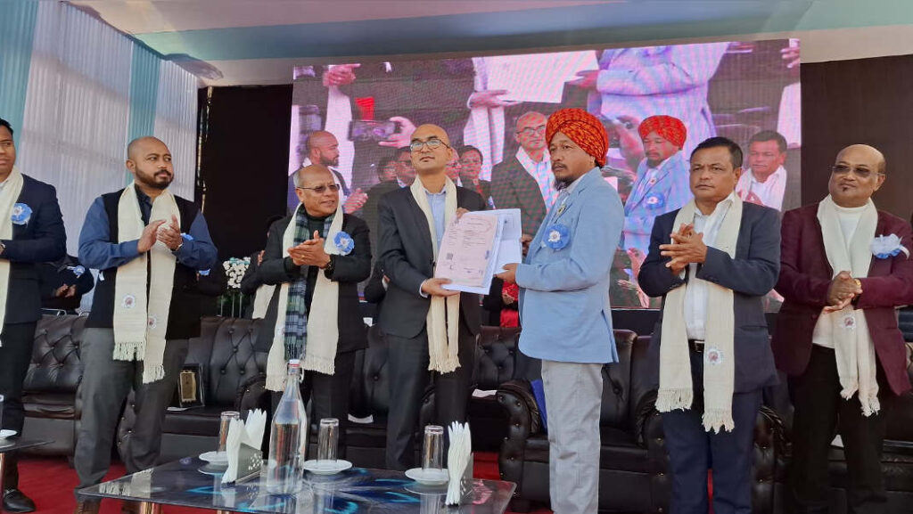 Meghalaya govt returns 128 acres of land to Elaka Saitsohpen after 45 years
