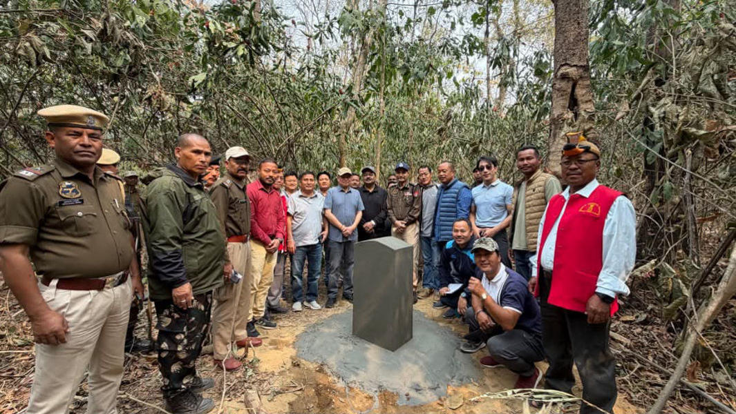 First official border pillar installed between Assam and Arunachal Pradesh in Pakke-Kessang