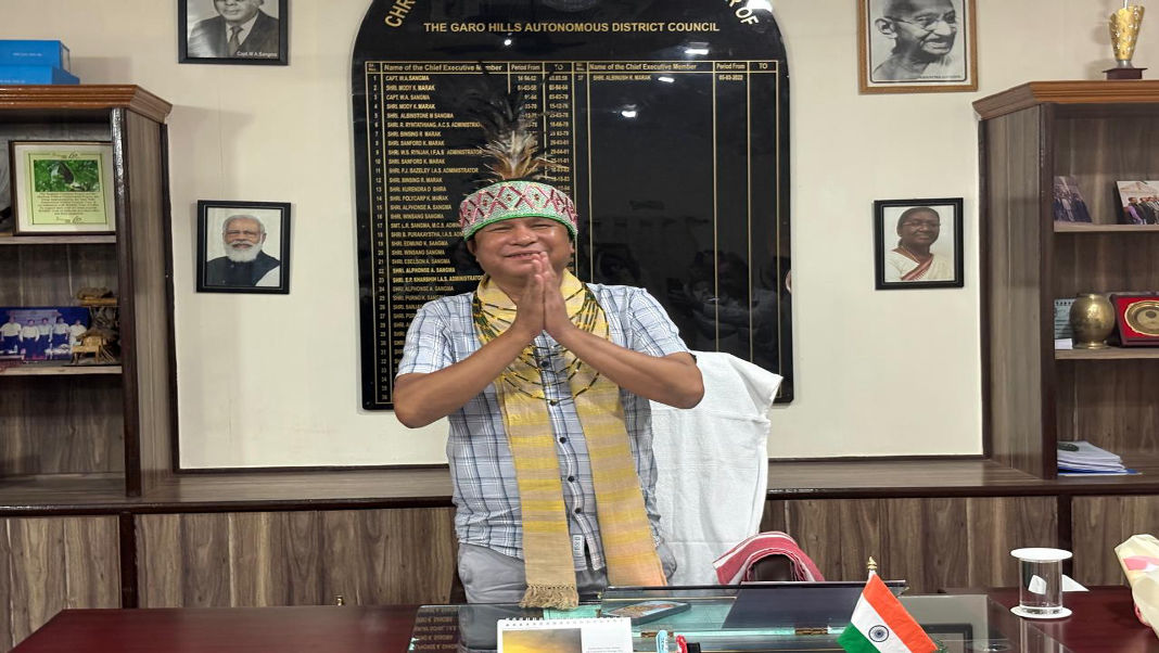 Dhormonath Sangma takes oath as CEM, GHADC