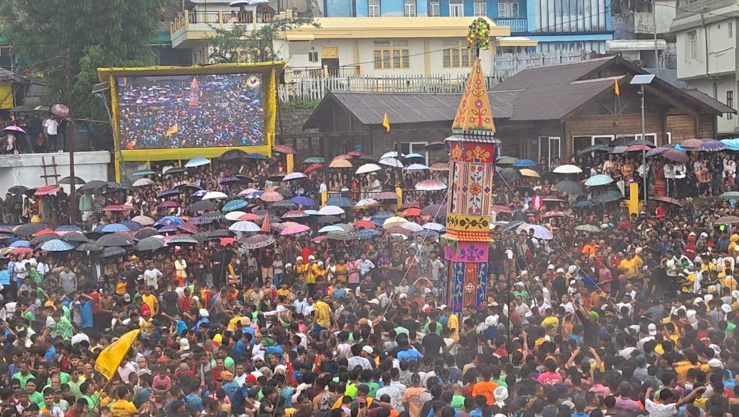 Thousands join Behdieñkhlam Festival as four-day celebration Concludes in Jowai